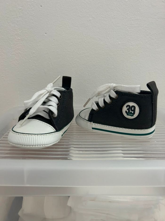 Lot de 5 paire de chaussures - photo numéro 2