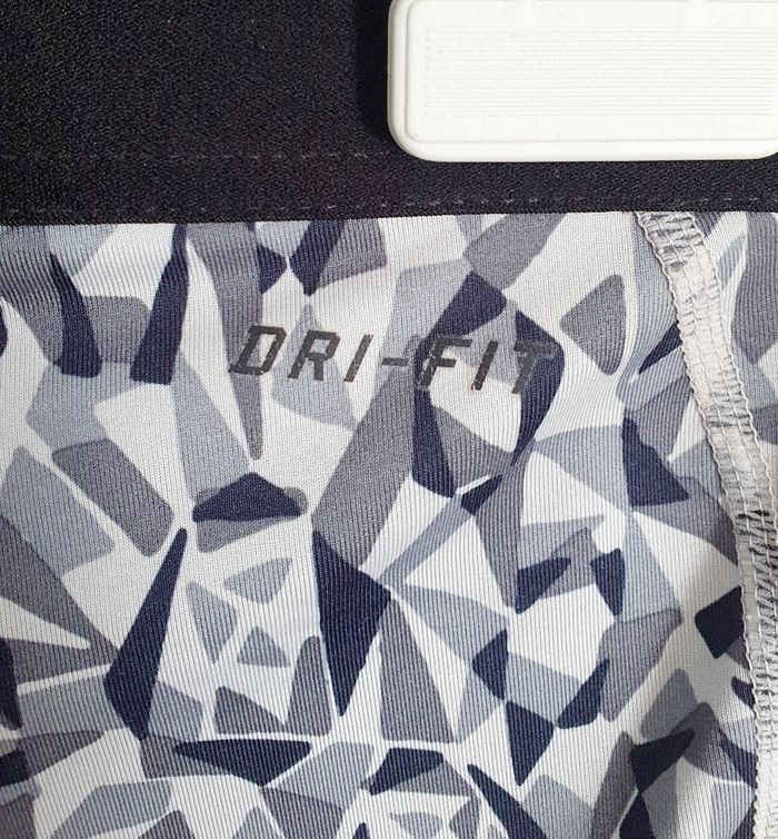 Legging 3/4 Nike Pro T. S - photo numéro 5