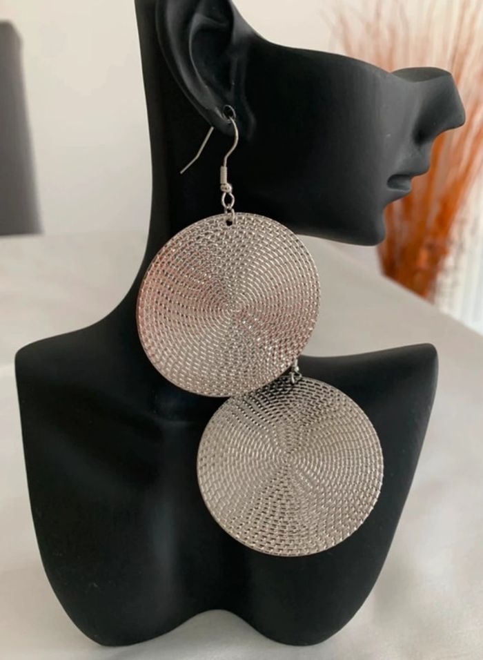 Boucles d’oreilles xxl vintages rondes argentées
