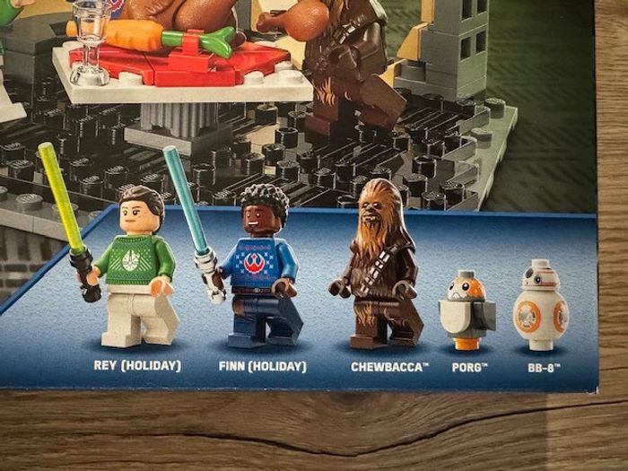 LEGO 40658 : Diorama des fêtes du Faucon Millennium - photo numéro 5