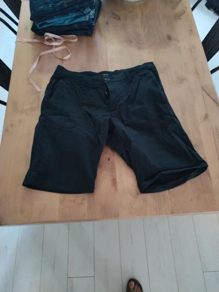 Bermuda chino