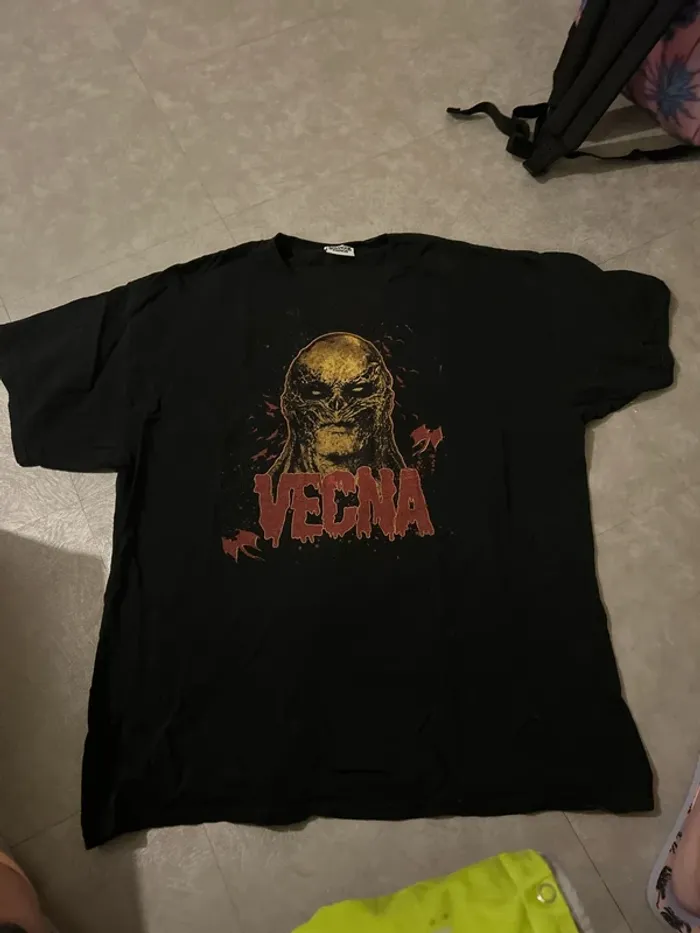 TEE shirt stranger things - photo numéro 2