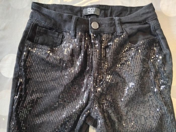 Pantalon strass taille S - photo numéro 2