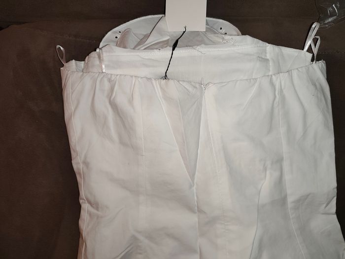 Zara - robe blanche à froufrous - photo numéro 3