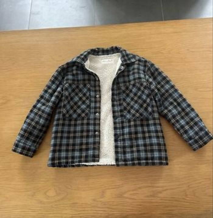 Lot vêtements garçon 6 ans - photo numéro 10