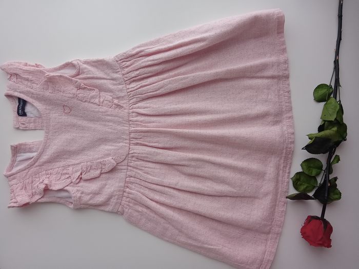 Magnifique robe doublée neuve