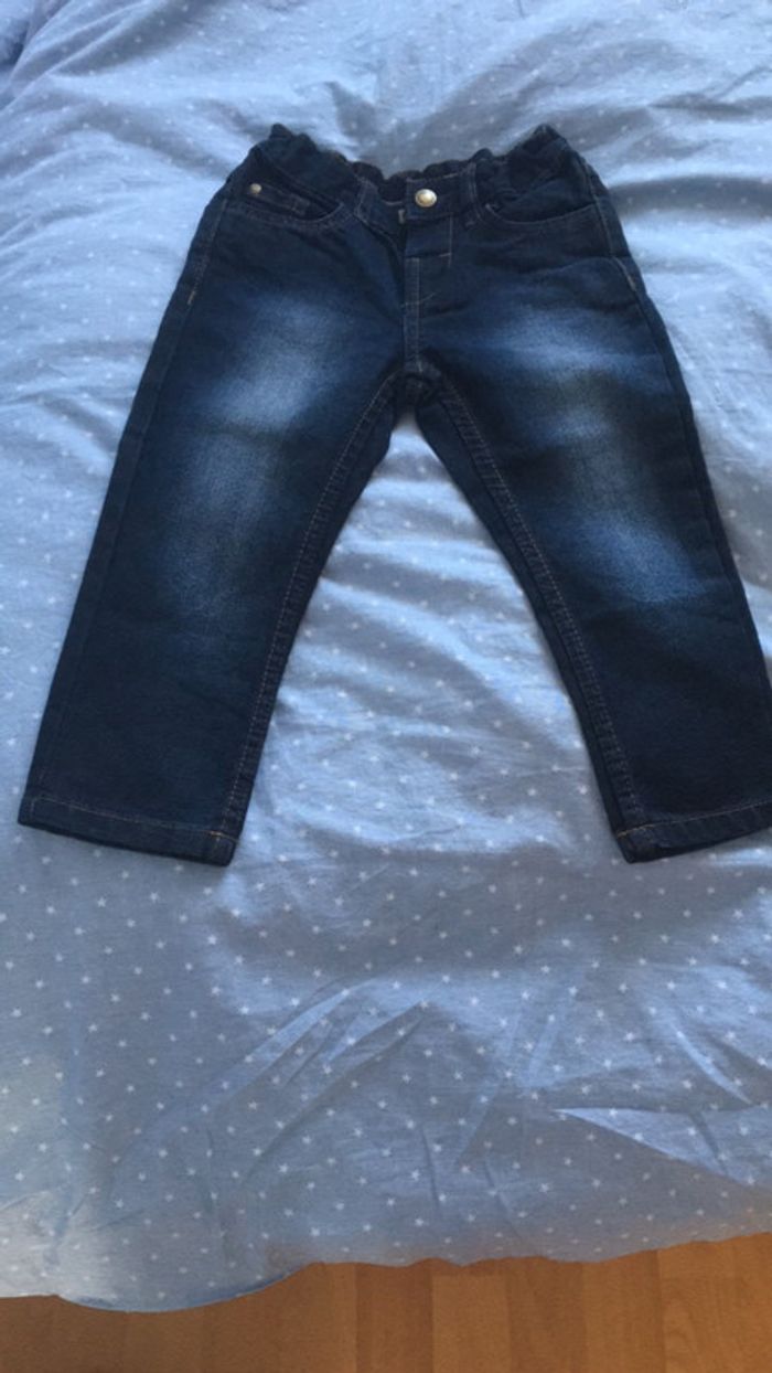 Jeans enfant jamais porté