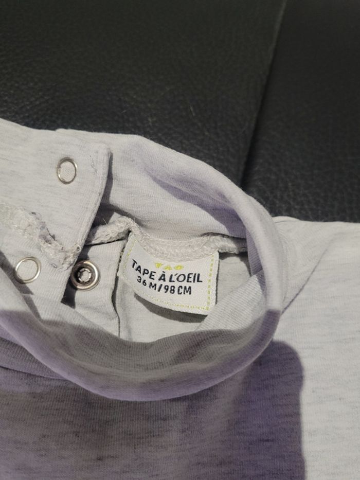 Tshirt manches longues avec col - photo numéro 3