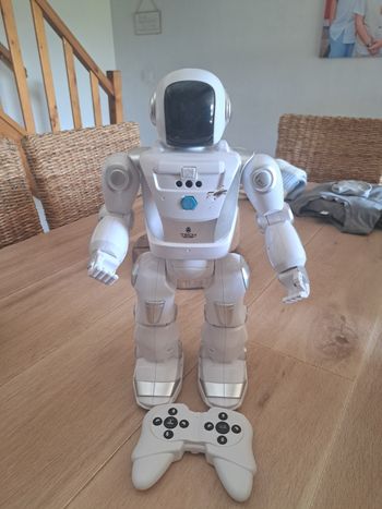 Robot télécommande