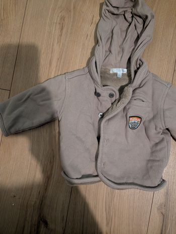 Veste marron fourrée 6 mois 