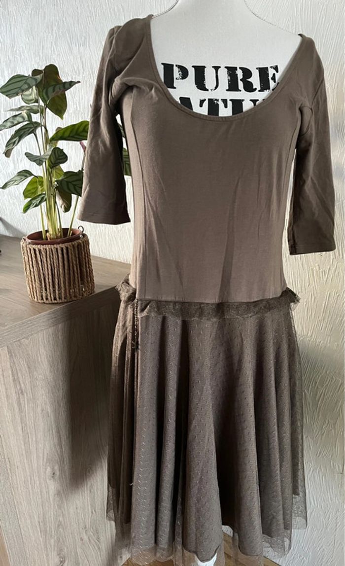 Superbe robe mais il est où le soleil taille s/m