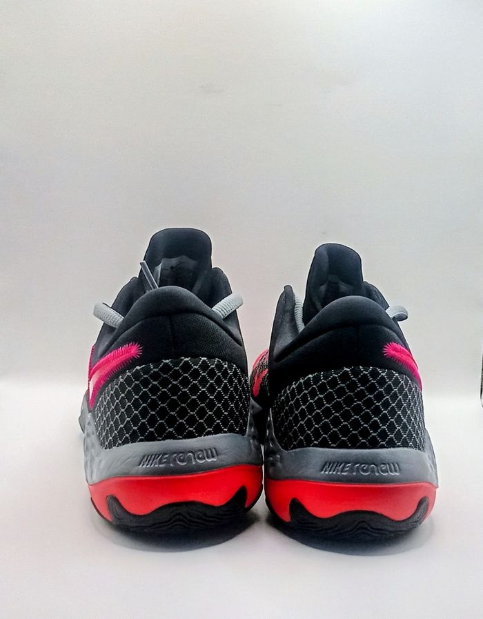 Nike renew elevate neuves taille 43 - photo numéro 4