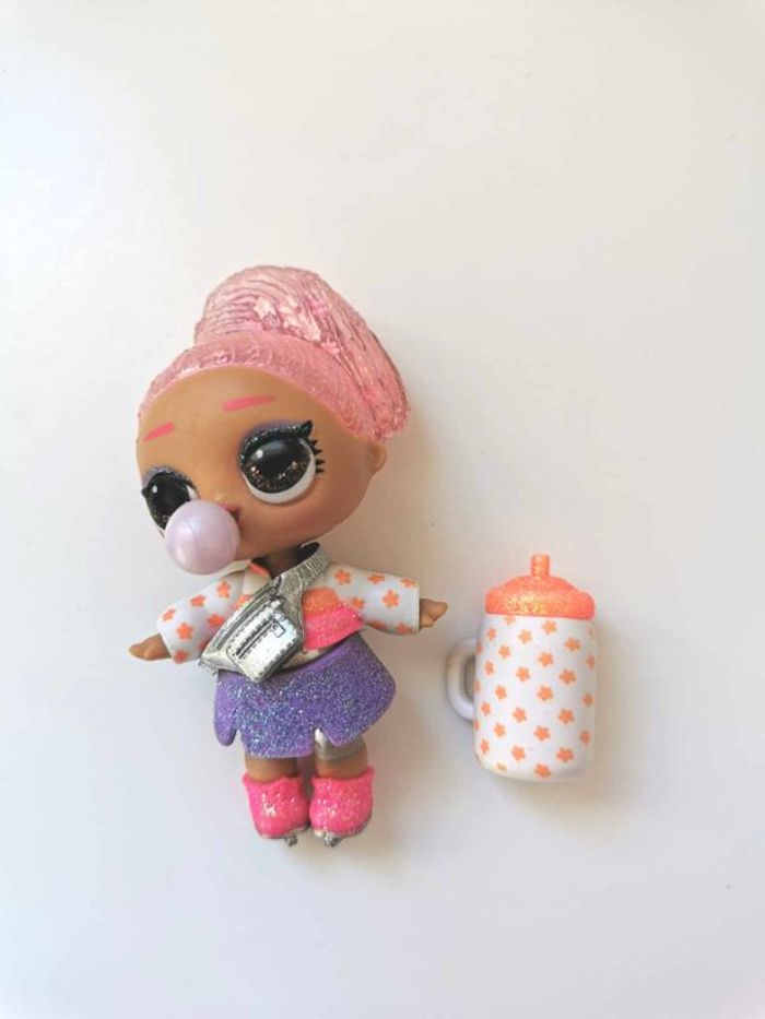 Poupée L.O.L. Surprise Glitter Globe Figure 8 , excellent état - photo numéro 4
