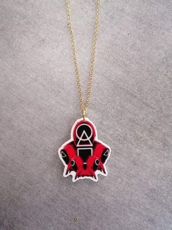 Collier Squid Game doré