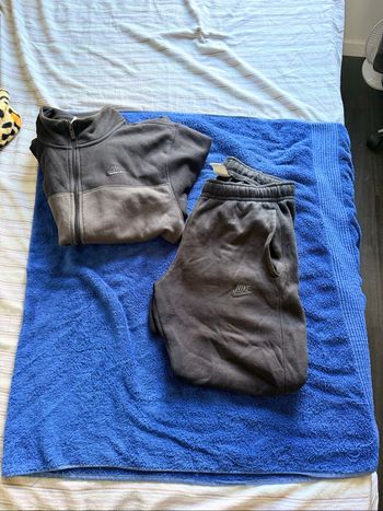 Ensemble Nike
