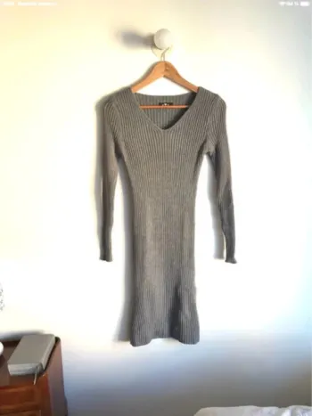 Robe pull grise en maille très douce neuve jamais portée