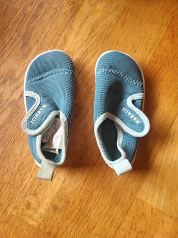 Chaussons piscine 22-23