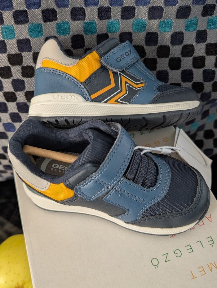 Baskets garçon. Taille 22. Neuf. Geox - photo numéro 10