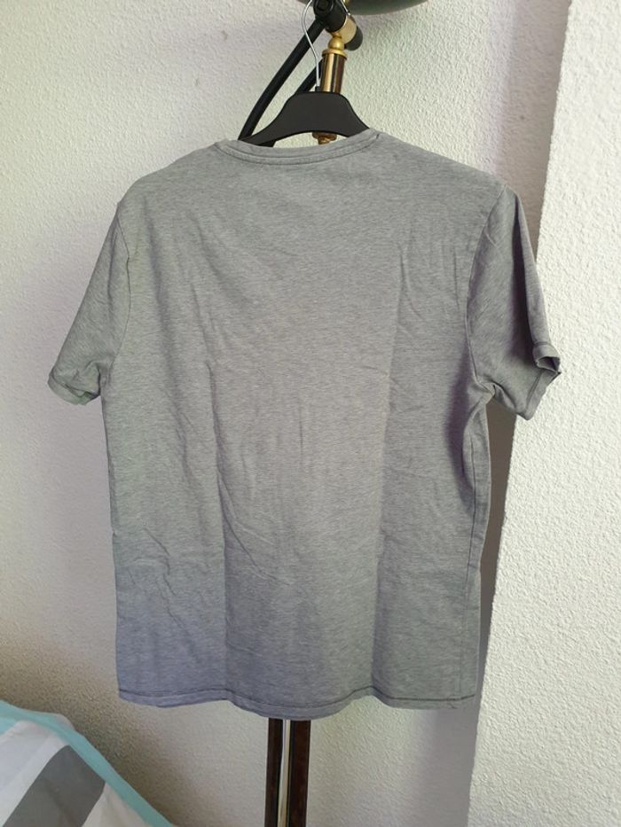 Tee shirt gris - photo numéro 3