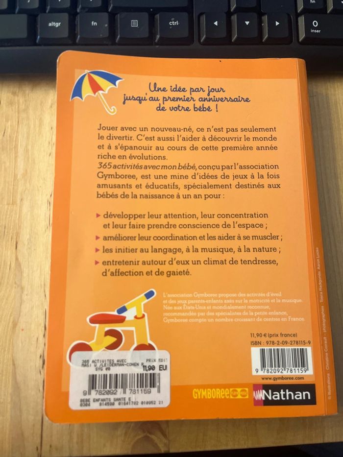 Livre 365 activités avec mon bébé - photo numéro 3