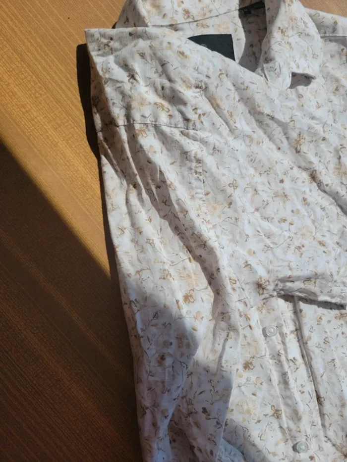 Chemise manches courtes taille M - photo numéro 6