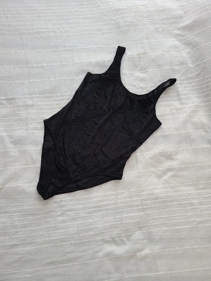 Body noir pailleté