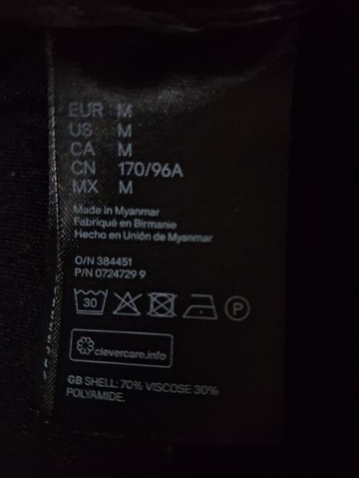 Robe noire classique - photo numéro 4