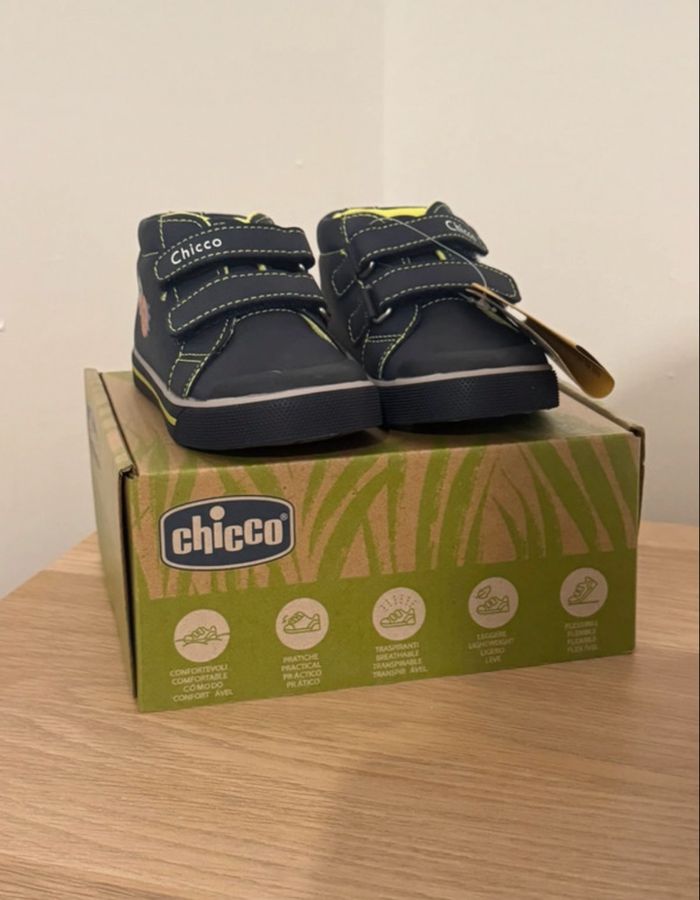 Baskets Chicco neuves - photo numéro 2