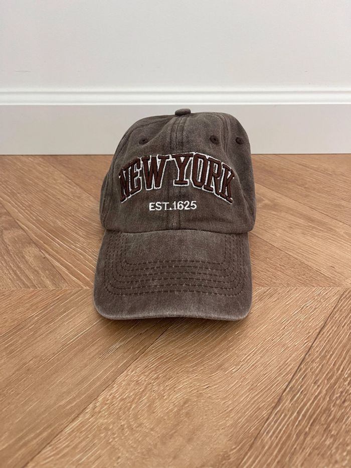 🌟 Casquette marron New York