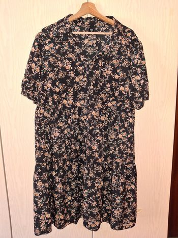 Robe noire à fleurs 2XL