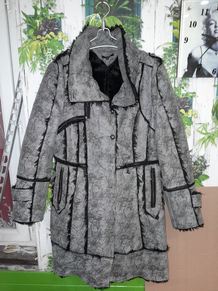 Manteau femme fourrée - photo numéro 2