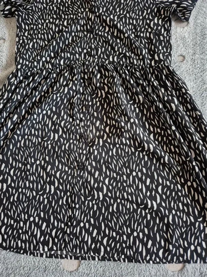Robe chemise 12 ans 152 cm - photo numéro 2