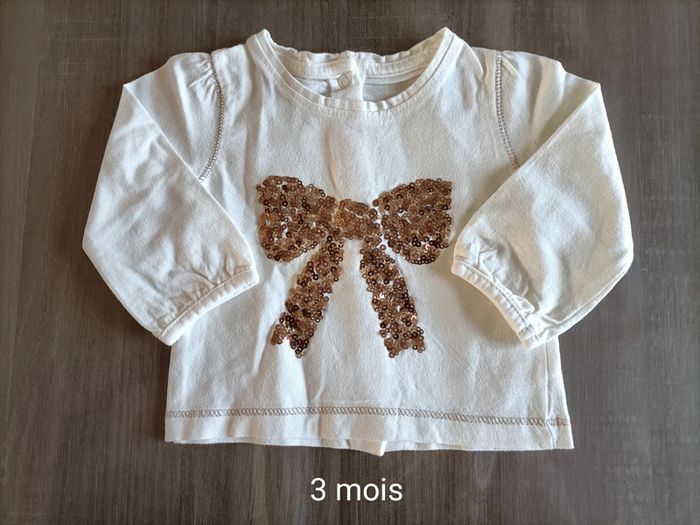 T Shirt manches longues noeud en sequins Gémo 3 mois