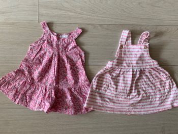 Lot 2 robes été 12 mois