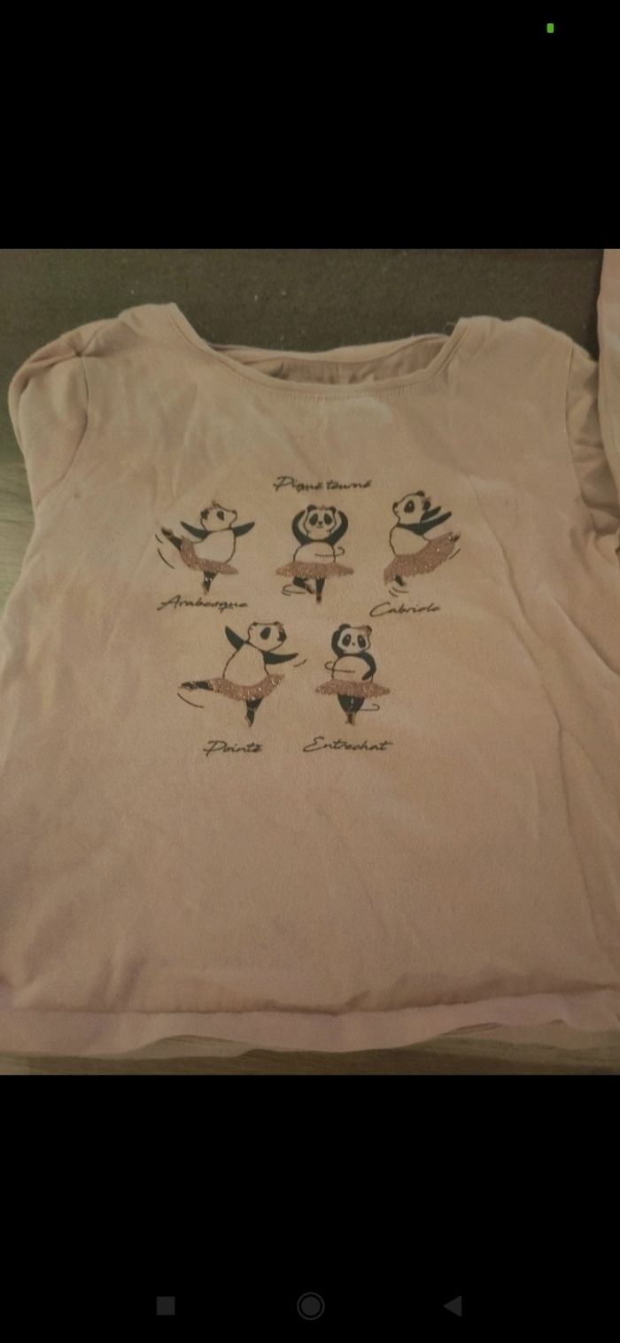 Tee shirt manches longues motifs panda 4 ans - photo numéro 2
