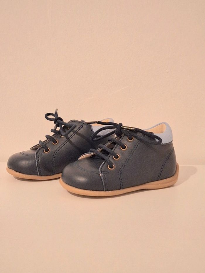 Chaussures en cuir 20 Neuves - photo numéro 2