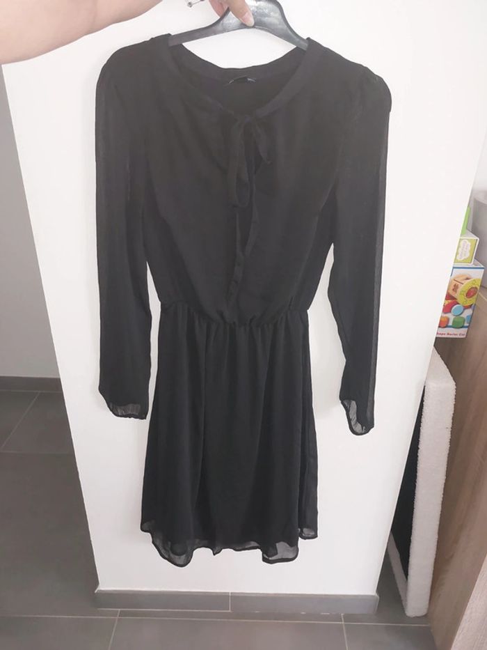 Robe noire à manches longues / Esmara / Taille 38 - photo numéro 2