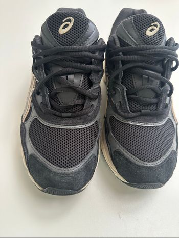 Baskets Asics