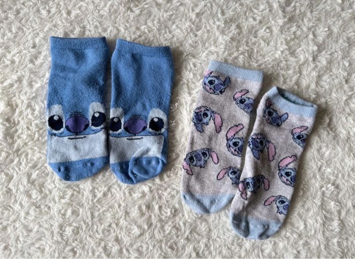 Lot de deux paires de chaussettes stitch