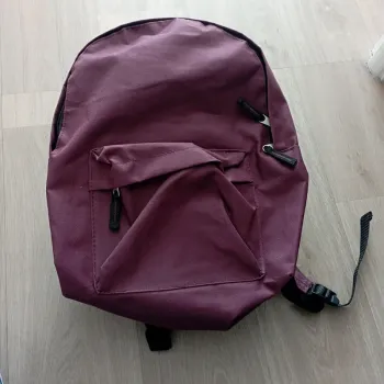 Sac à dos ou cartable prune