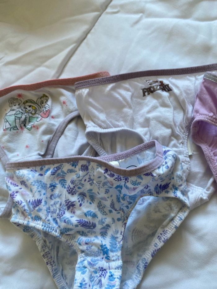 Lot 4 culottes h&m reine des neige 18-24 mois - photo numéro 3