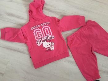 Survêtement hello kitty 12 mois