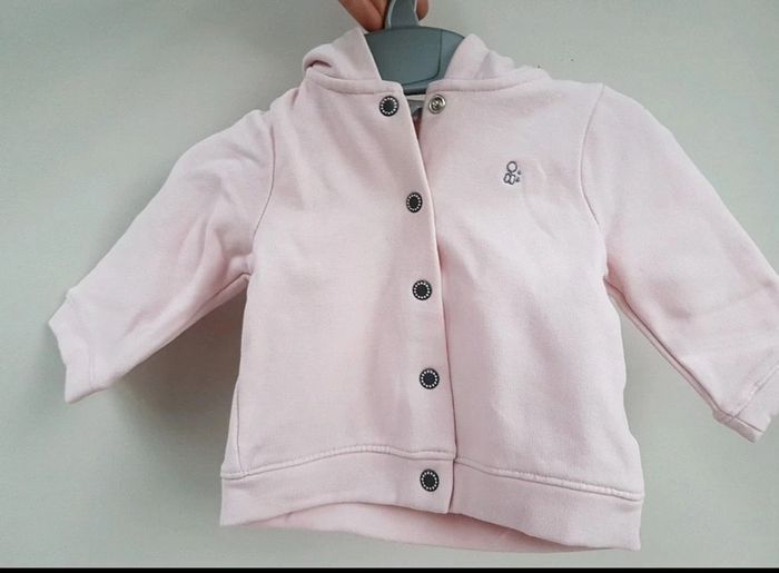 Lot pulls et gilets 3 mois en très bon état - photo numéro 8