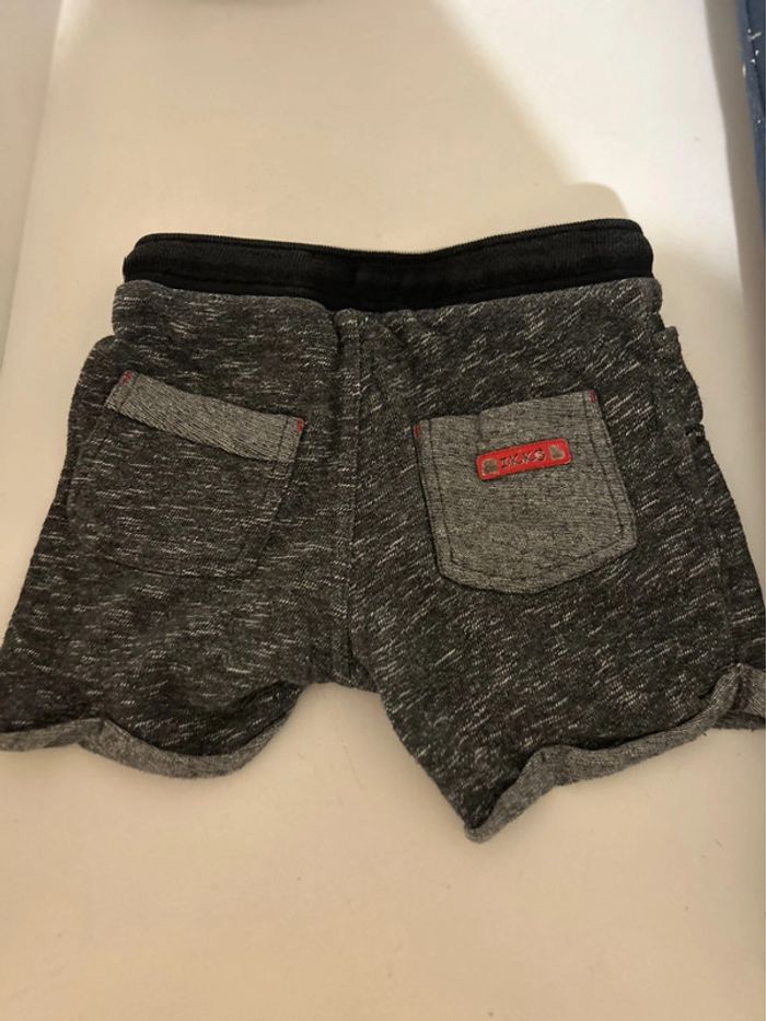 Short Ikks taille 18 mois - photo numéro 2