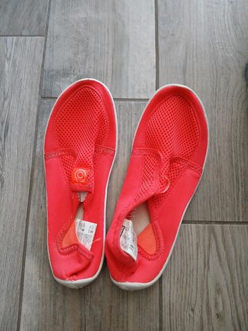 Chaussons aquatiques taille 34/35
