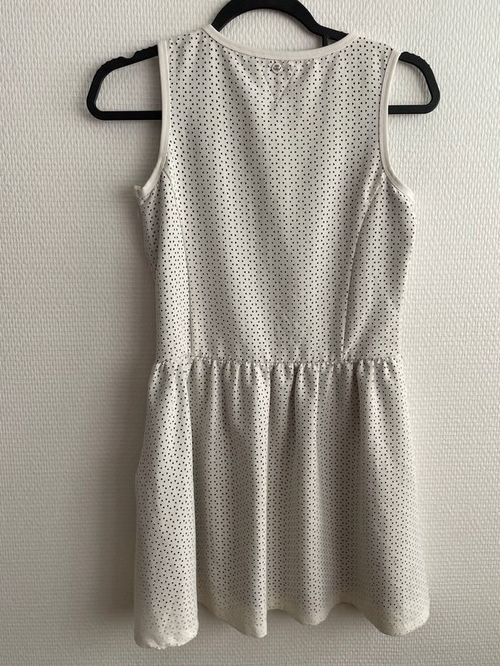 Robe IKKS TAILLE 12ans - photo numéro 4