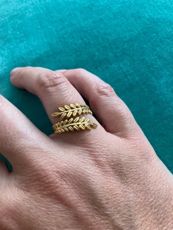 Bague dorée ailes d’ange neuf sous blister