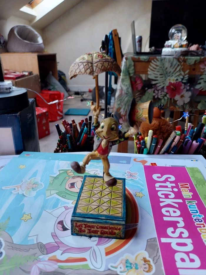 Figurine Disney traditions de Jim Shore jiminy, pinocchio très rare