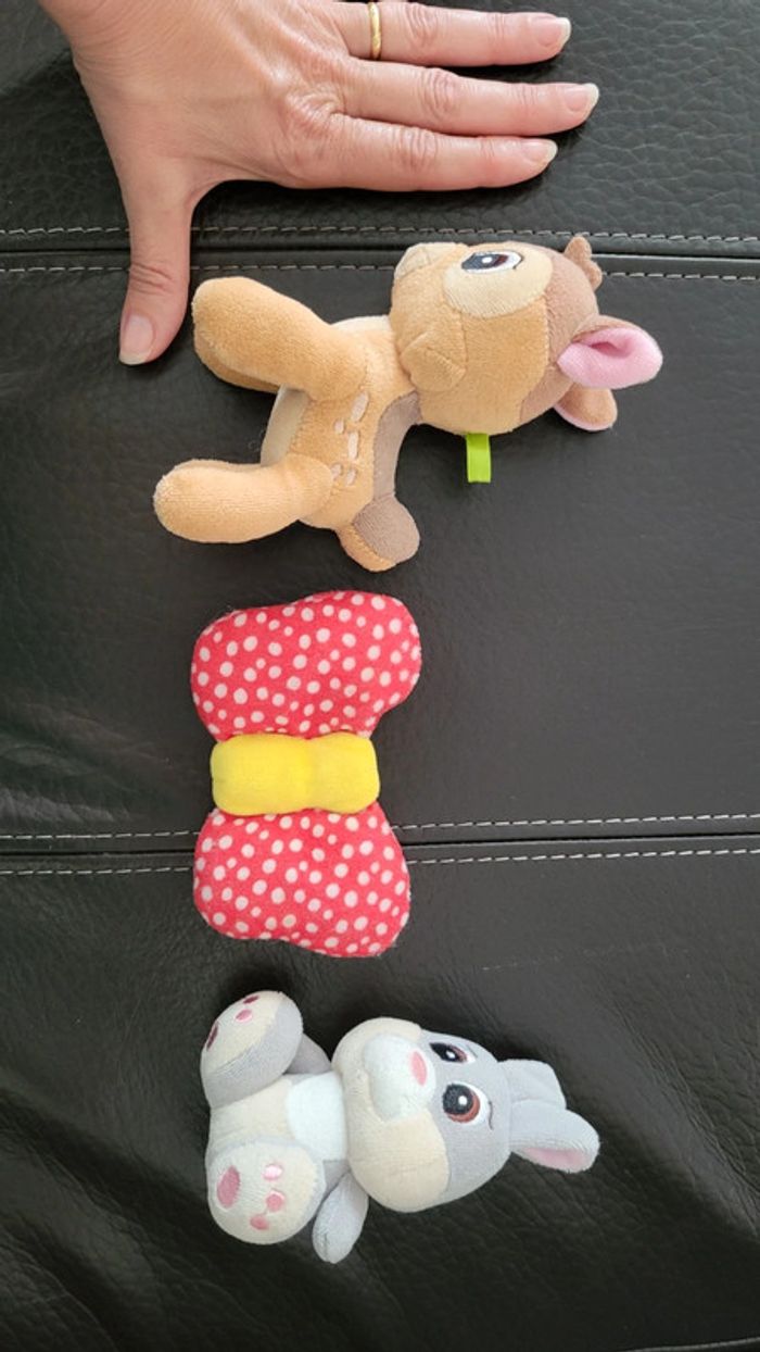 Petites peluches Disney à suspendre : Bambie, Panpan et un papillon. - photo numéro 10