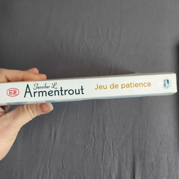 Livre de poche jeu de patience Armentrout - photo numéro 2